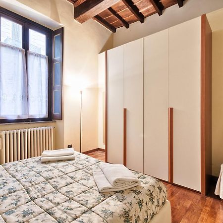 Palazzo Di Citta Elegant Apartment Турин Экстерьер фото