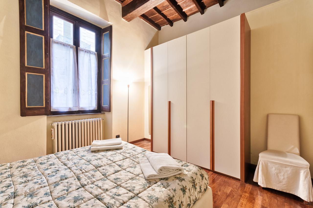 Palazzo Di Citta Elegant Apartment Турин Экстерьер фото